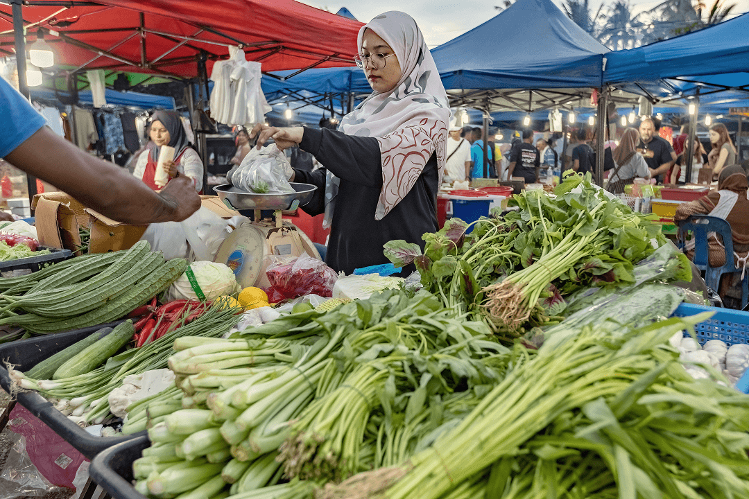 ResQmeals - A Bite for the Planet